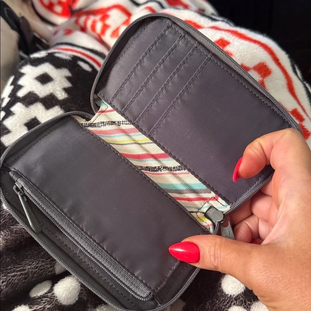 Multicolor Chevron Phone Pouch wallet thirty-one 31 clutch case Velcro.zip